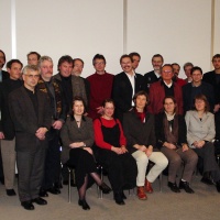 Unterzeichnung des Verschmelzungsvertrags am 3. Februar 2001