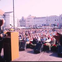Bundesweite Eröffnung in Wismar 1999, Auf der Bühne Bundespräsident Johannes Rau
