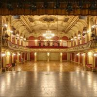 Bühnenkulisse des Konzertsaals in Ravensburg