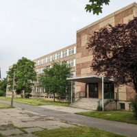 Die Kurt-Biedermann-Schule auf der Garskestraße in Schönau